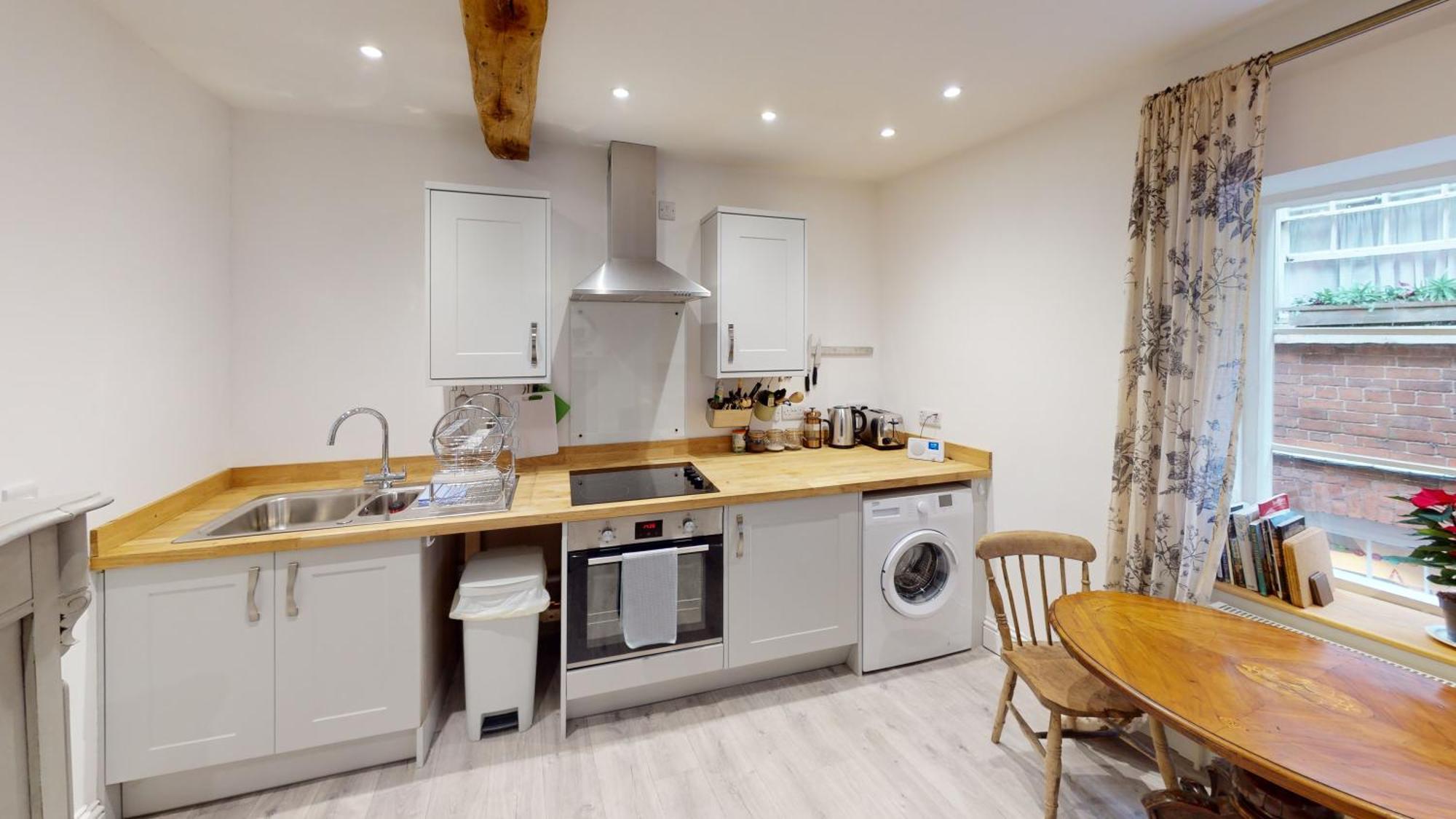 Ludlow Town Centre Apartments エクステリア 写真