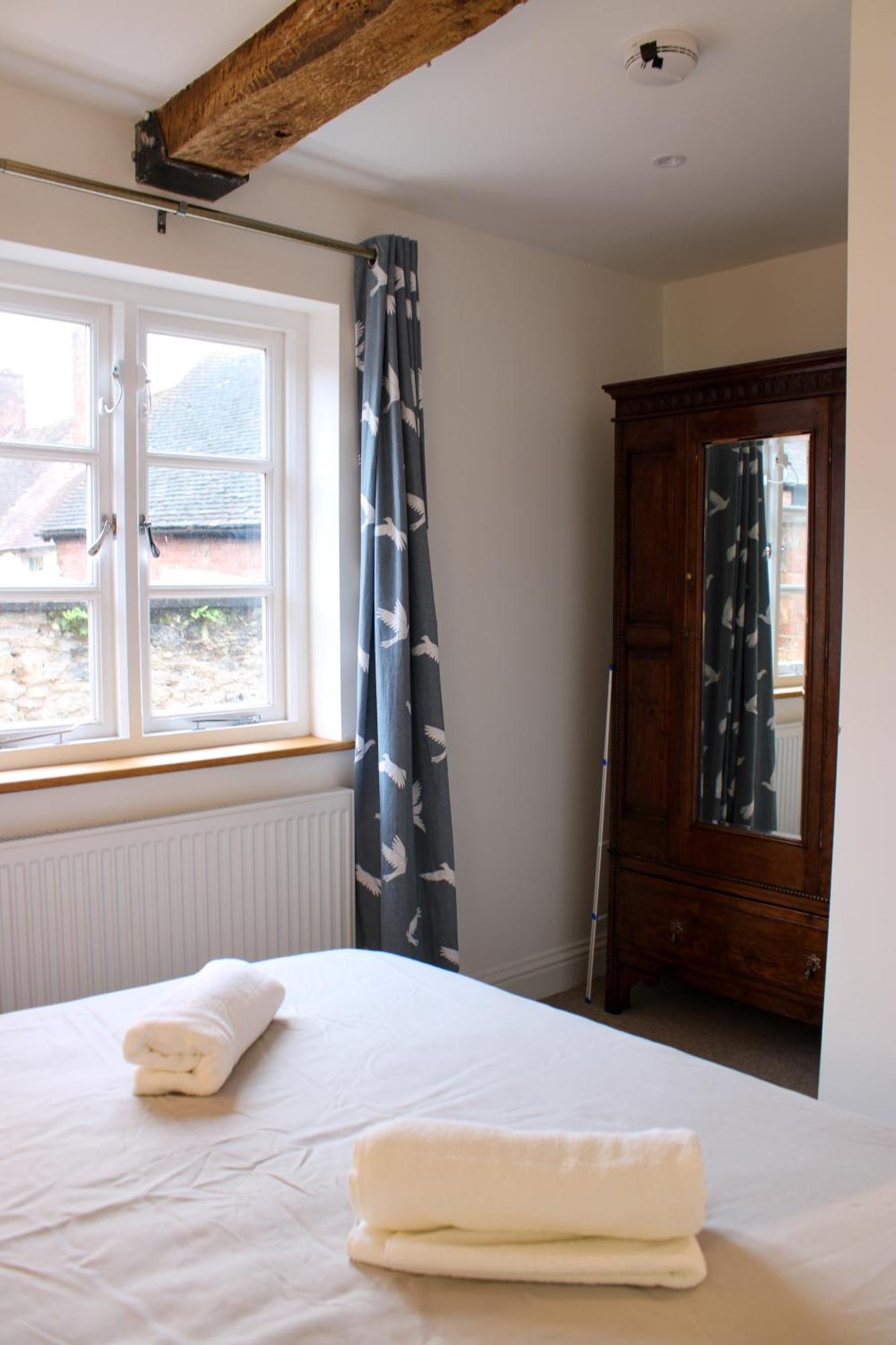 Ludlow Town Centre Apartments エクステリア 写真
