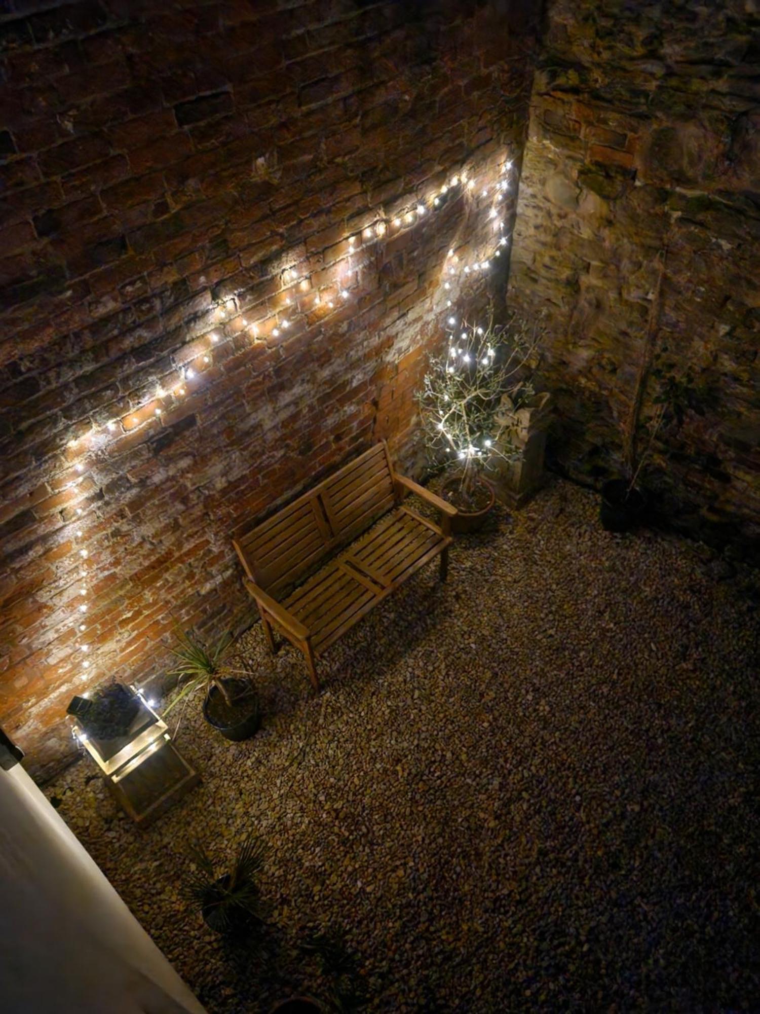 Ludlow Town Centre Apartments エクステリア 写真
