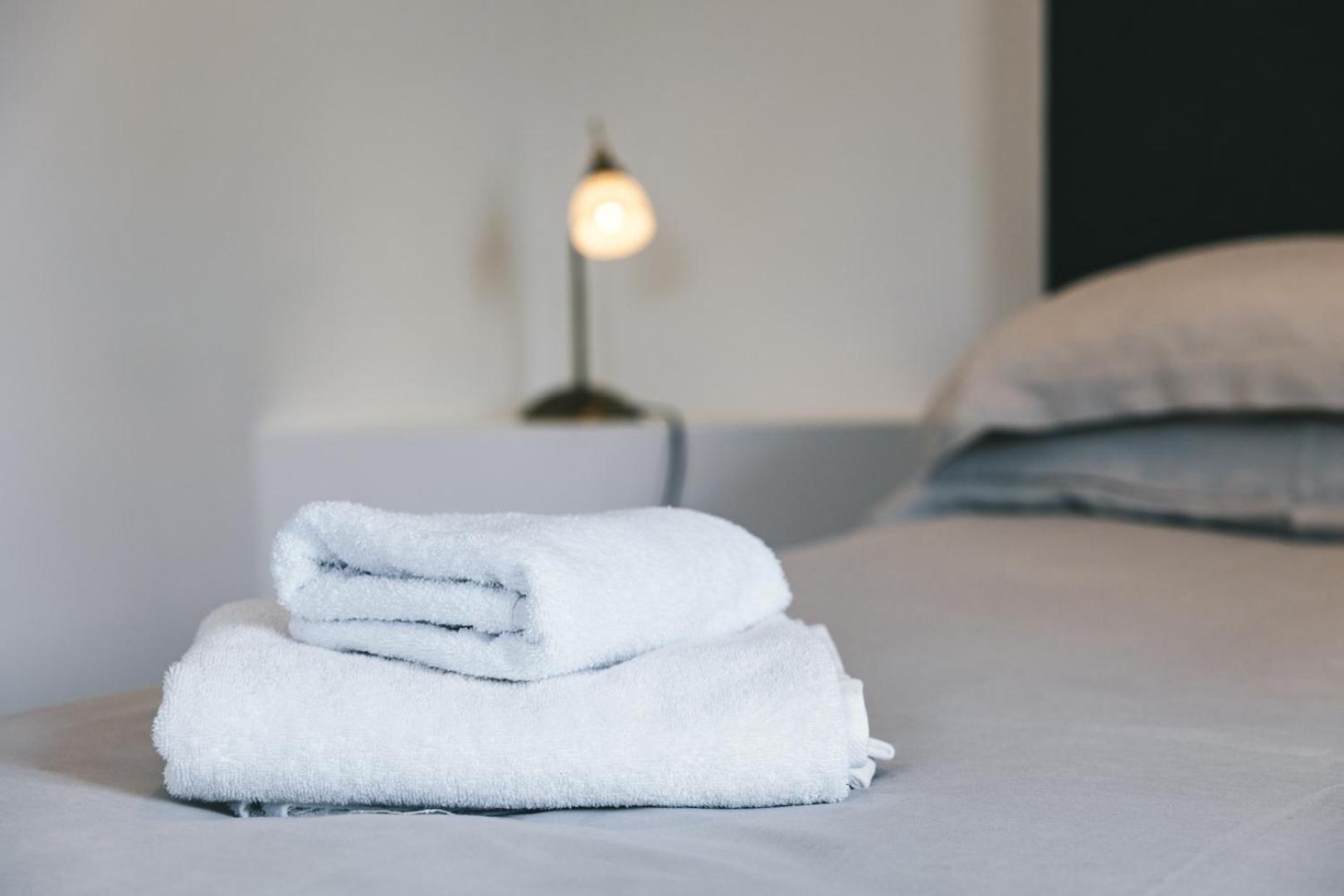 Ludlow Town Centre Apartments エクステリア 写真