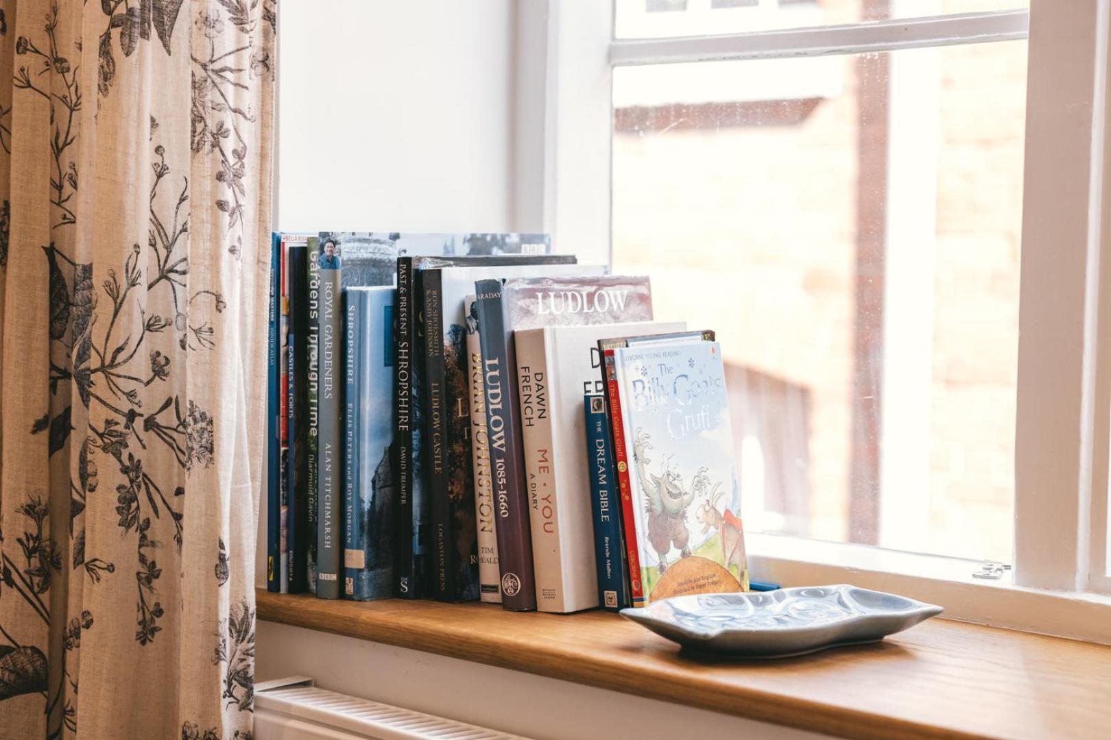 Ludlow Town Centre Apartments エクステリア 写真
