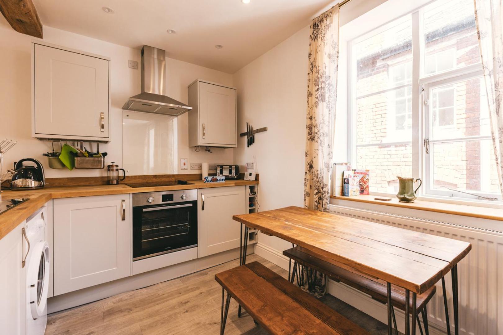 Ludlow Town Centre Apartments エクステリア 写真